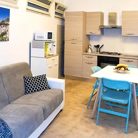 Lilla House Apartment *